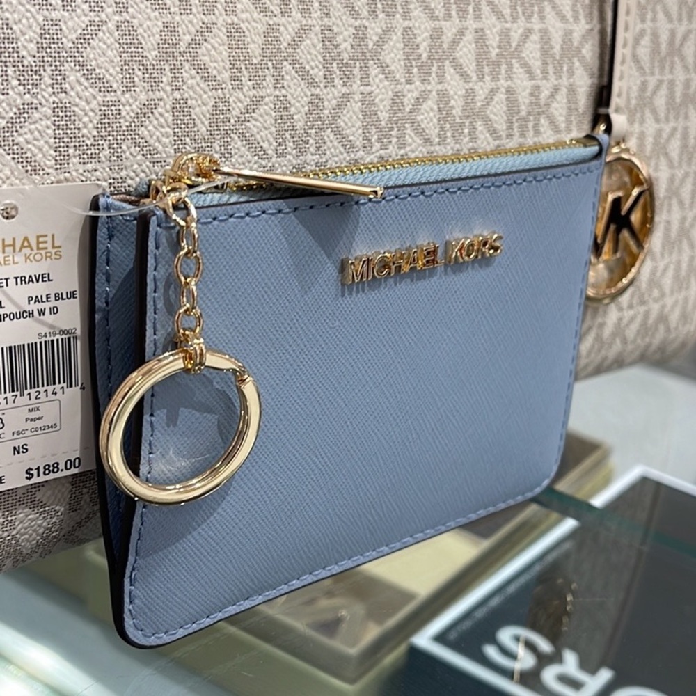 MICHAEL KORS SMALL TOP ZIP COINPOUCH WITH ID CARD CASE WALLET 
PALE BLUE
NWT